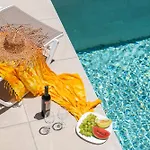 Marelia - Seafront With Infinity Pool Мегас-Ялос-Нитес