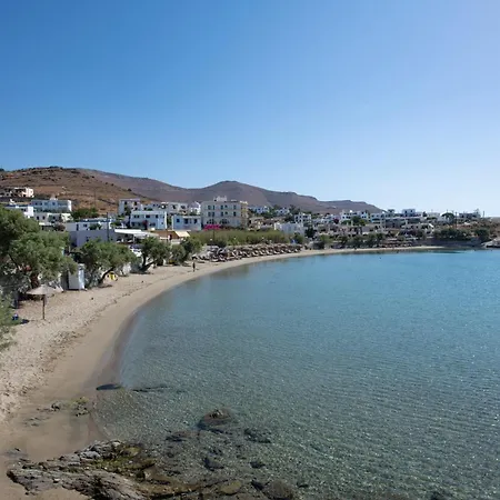 Дом отдыха Marelia - Seafront With Infinity Pool Мегас-Ялос-Нитес
