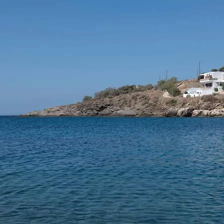 Дом отдыха Marelia - Seafront With Infinity Pool
