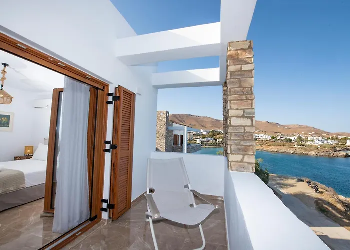 Casa vacanze Marelia - Seafront With Infinity Pool