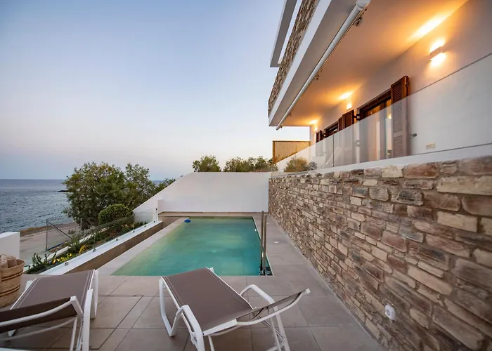 Casa vacanze Marelia - Seafront With Infinity Pool Mégas Yialós-Nítes