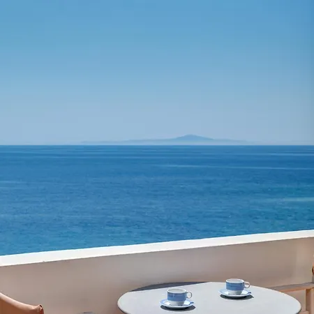 Marelia - Seafront With Infinity Pool *
