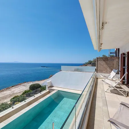 Marelia - Seafront With Infinity Pool