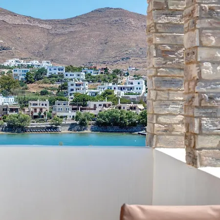 Marelia - Seafront With Infinity Pool * Mégas Yialós-Nítes