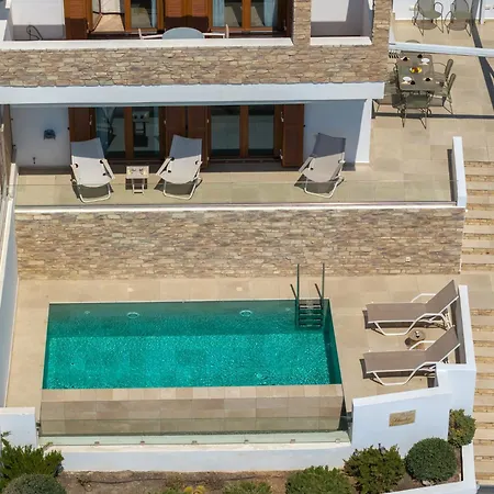 בית נופש Marelia - Seafront With Infinity Pool