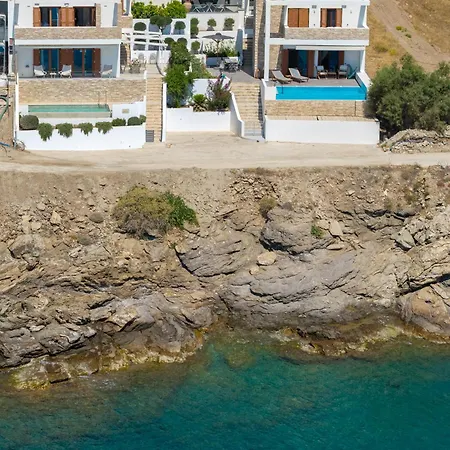 Marelia - Seafront With Infinity Pool *