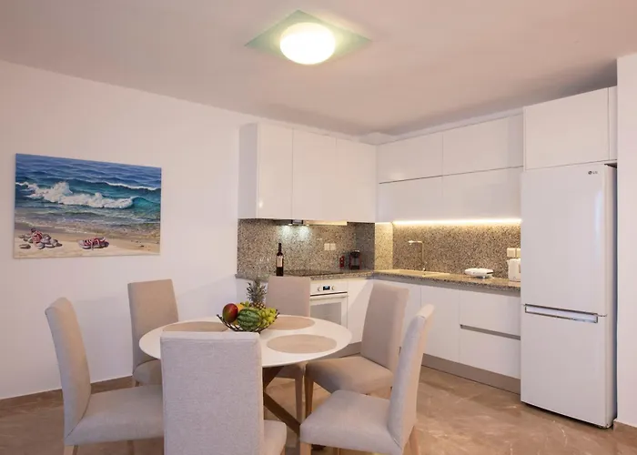 Holiday home Marelia - Seafront With Infinity Pool