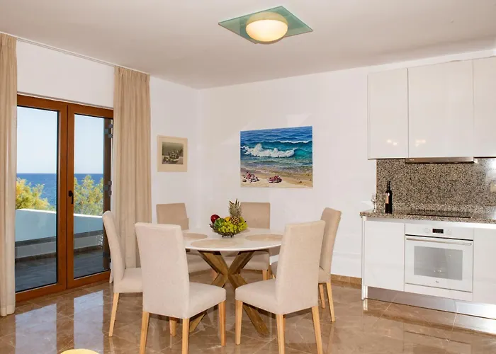 Holiday home Marelia - Seafront With Infinity Pool *